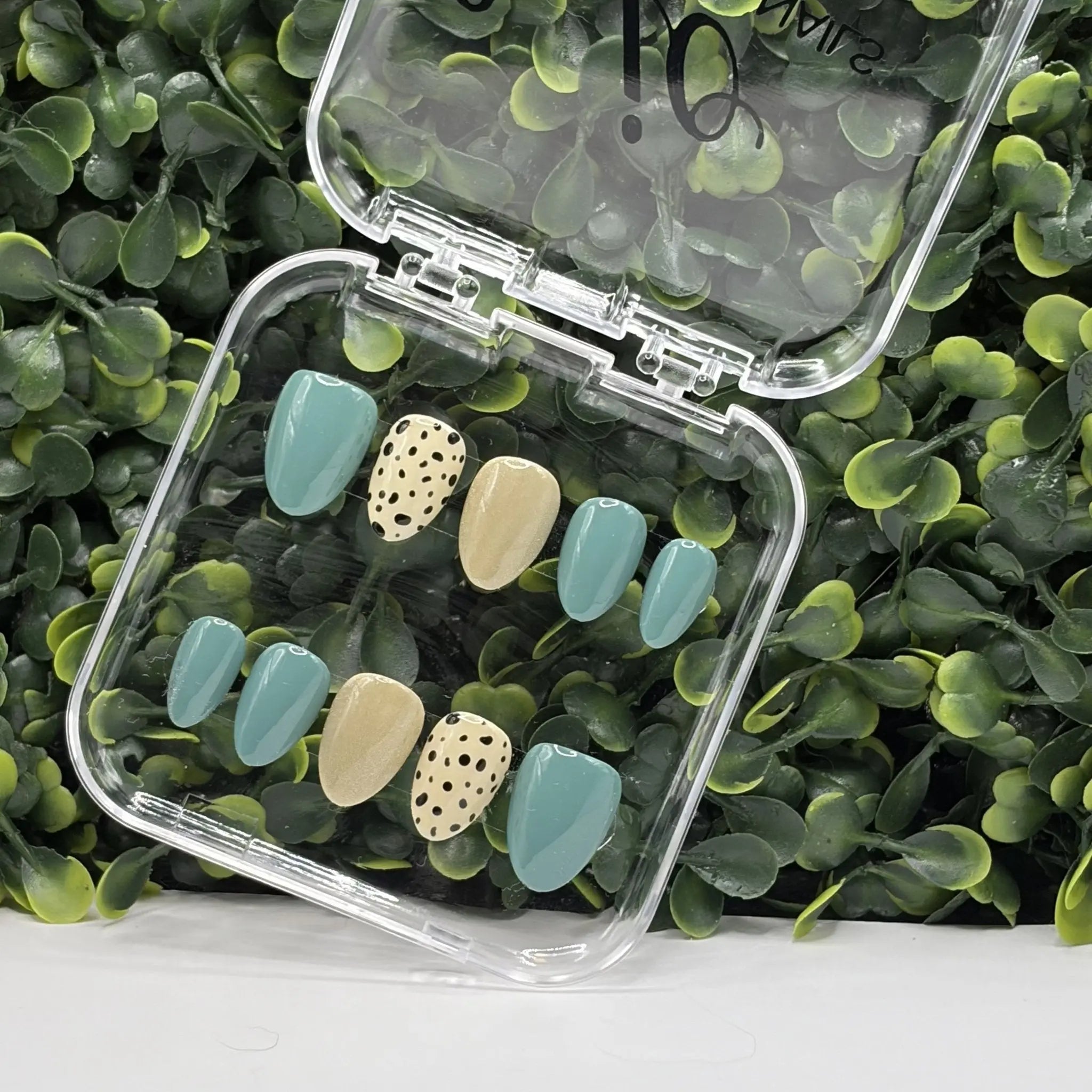 Moss & Speckle Glossy Green Nails | Earthy Abstract Solid | Made to Order | Gel - X Tips - E. Jo Nails